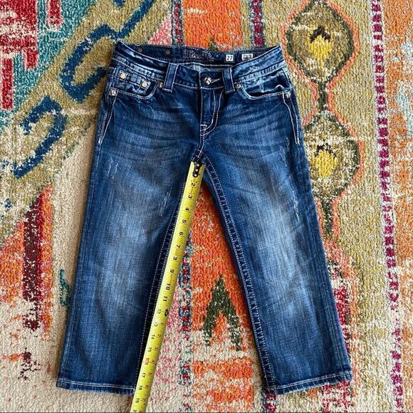 Miss Me Rhinestone Cross Capris Jeans - Picture 12 of 13